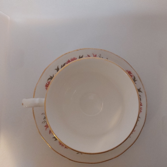 Royal Vale Teacup - Picture 3 of 3